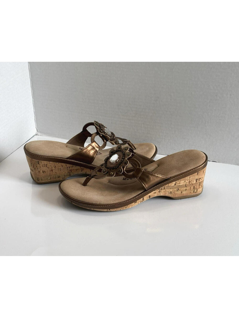 Modellista Fiesta Women's Bronze Leather Jeweled Wedge Thong Sandals Size 8.5M